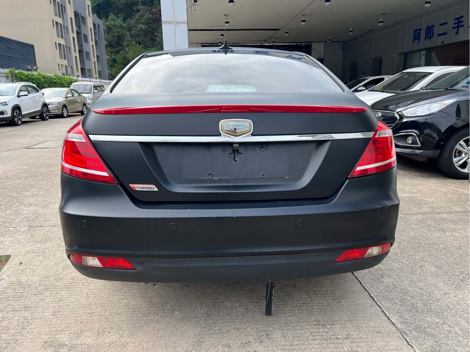 Geely Emgrand, 2015 8