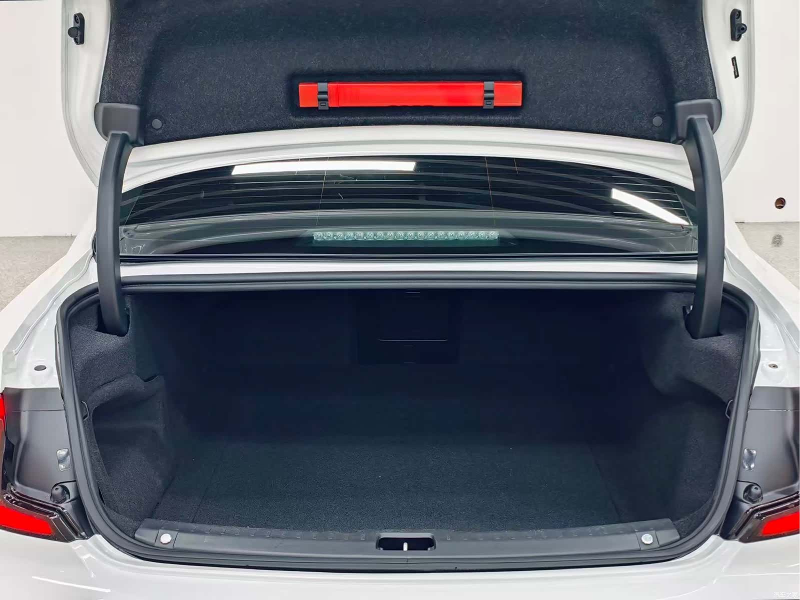 Volvo S90, 2021 15