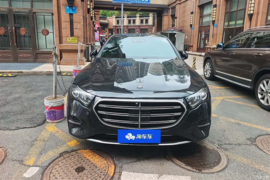 Mercedes-Benz E-Class, 2025 2
