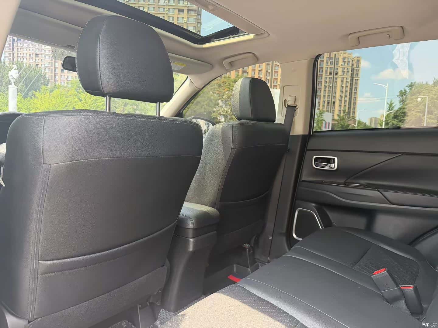 Mitsubishi Outlander, 2017 6
