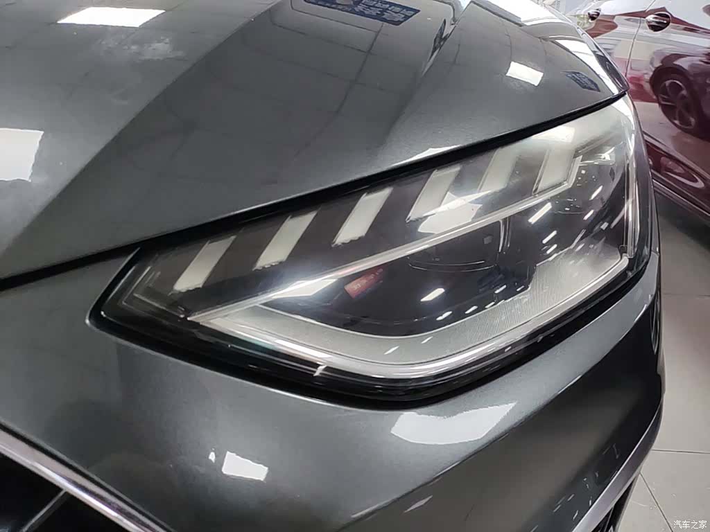 Audi A4L, 2023 24