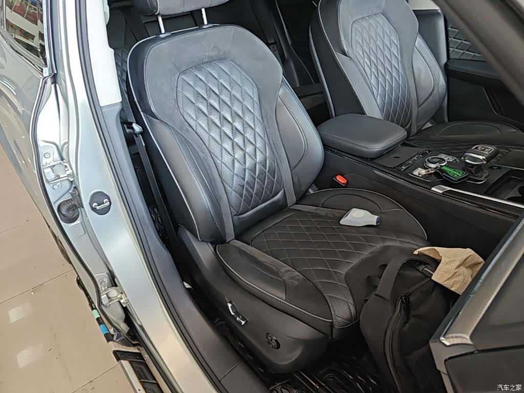 Hongqi HS5, 2019 25