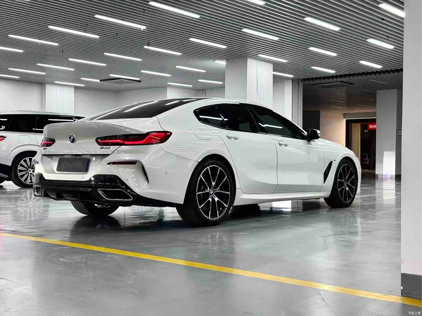 BMW 8 Series, 2021 9
