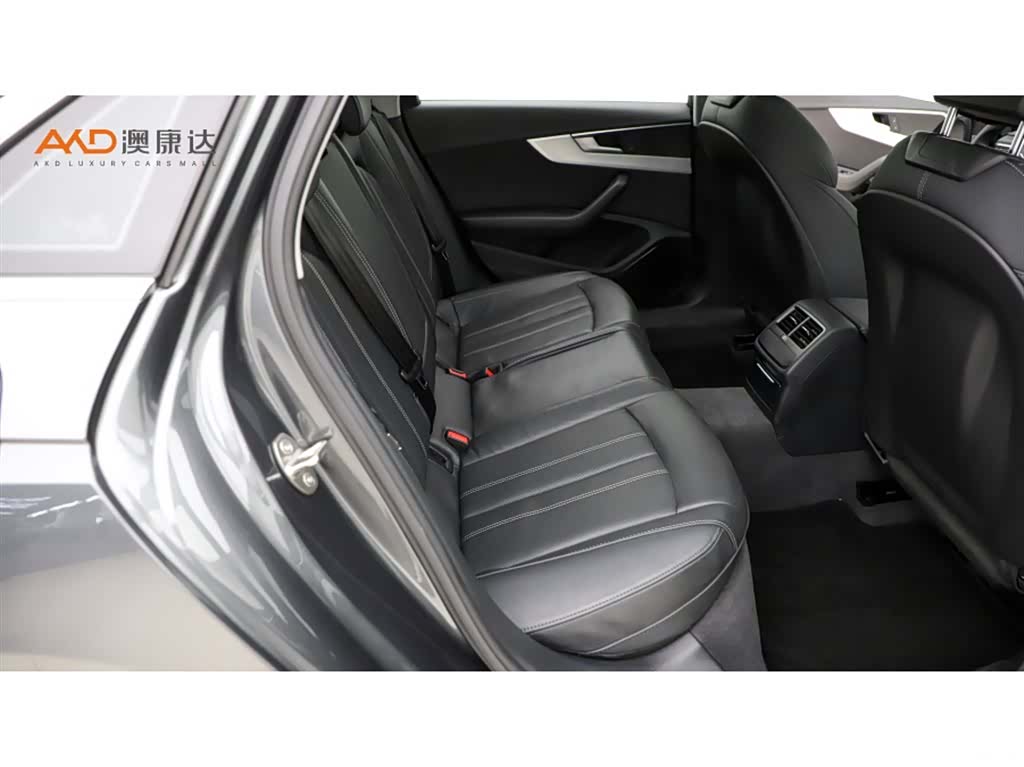 Audi A4L, 2023 8