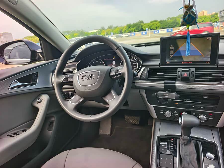 Audi A6L 2014, фото 16