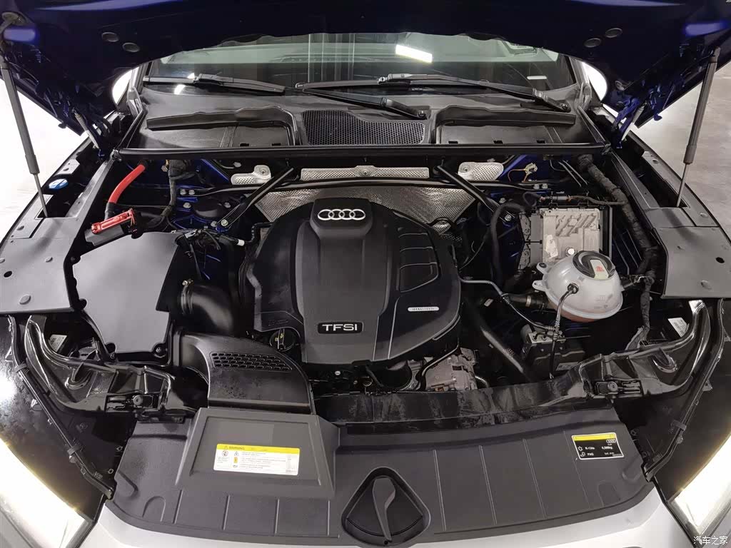 Audi Q5L, 2019 6
