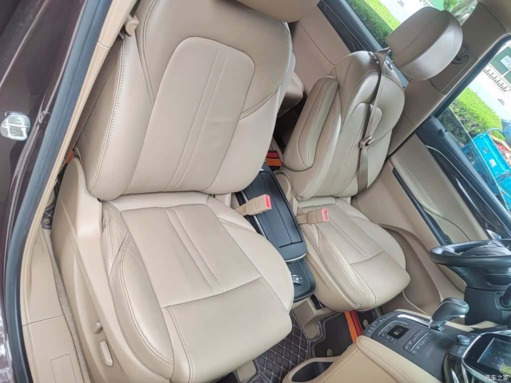 Buick GL8, 2017 25