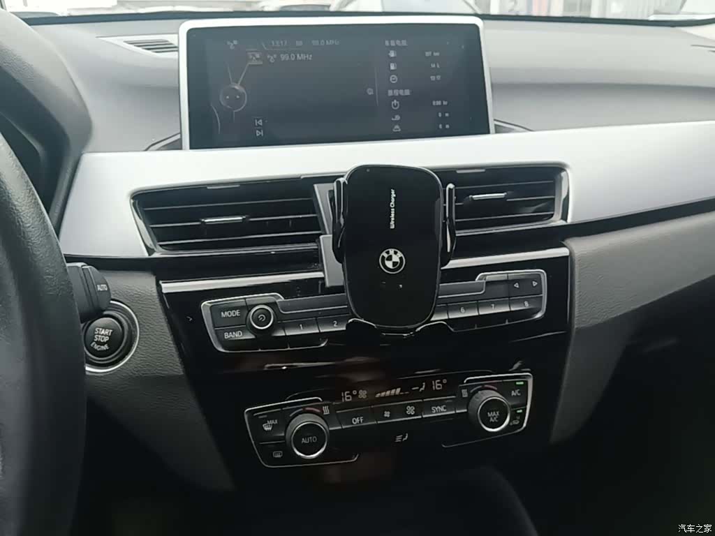 BMW X1, 2017 13