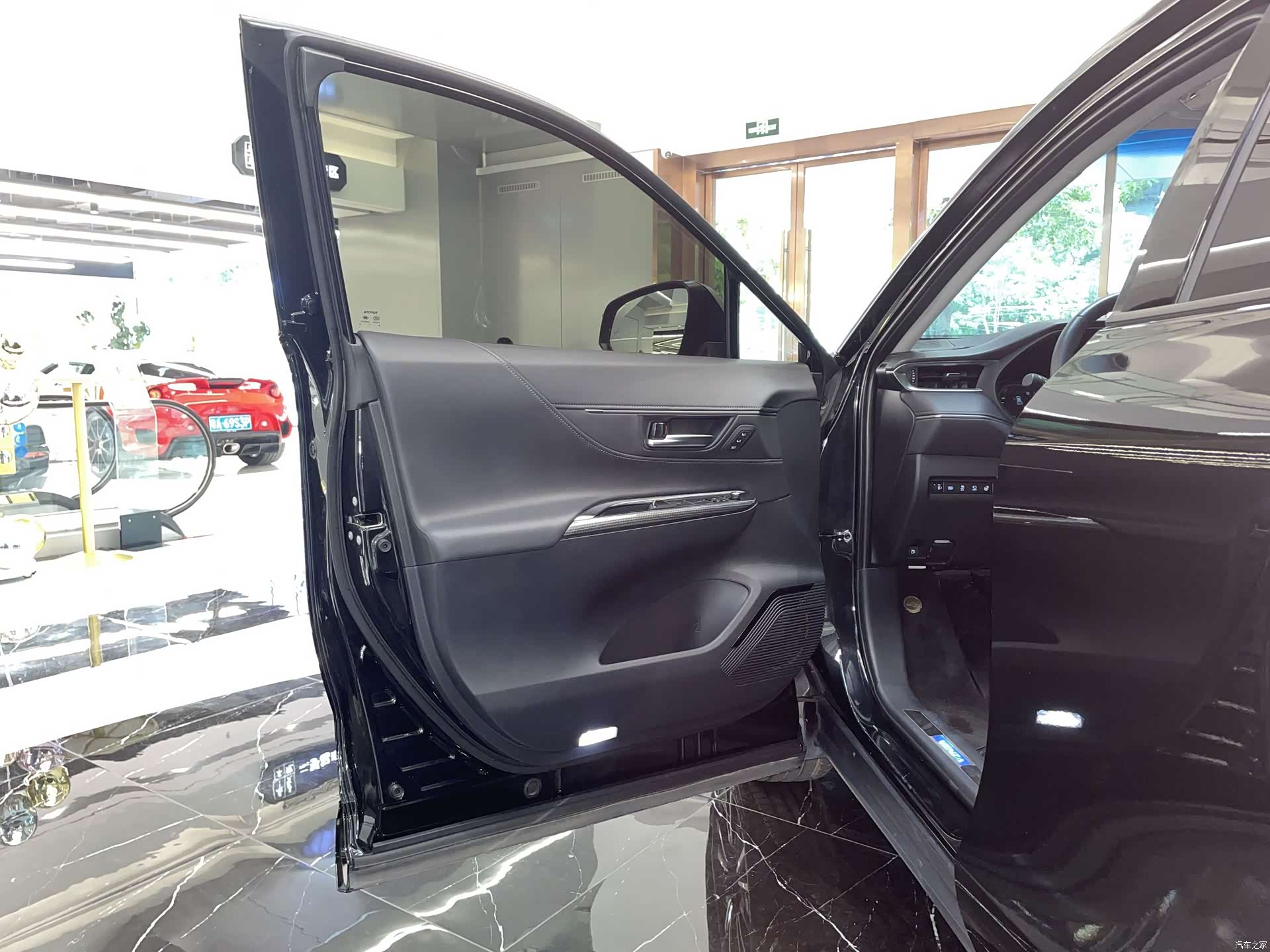 Toyota Venza, 2023 18