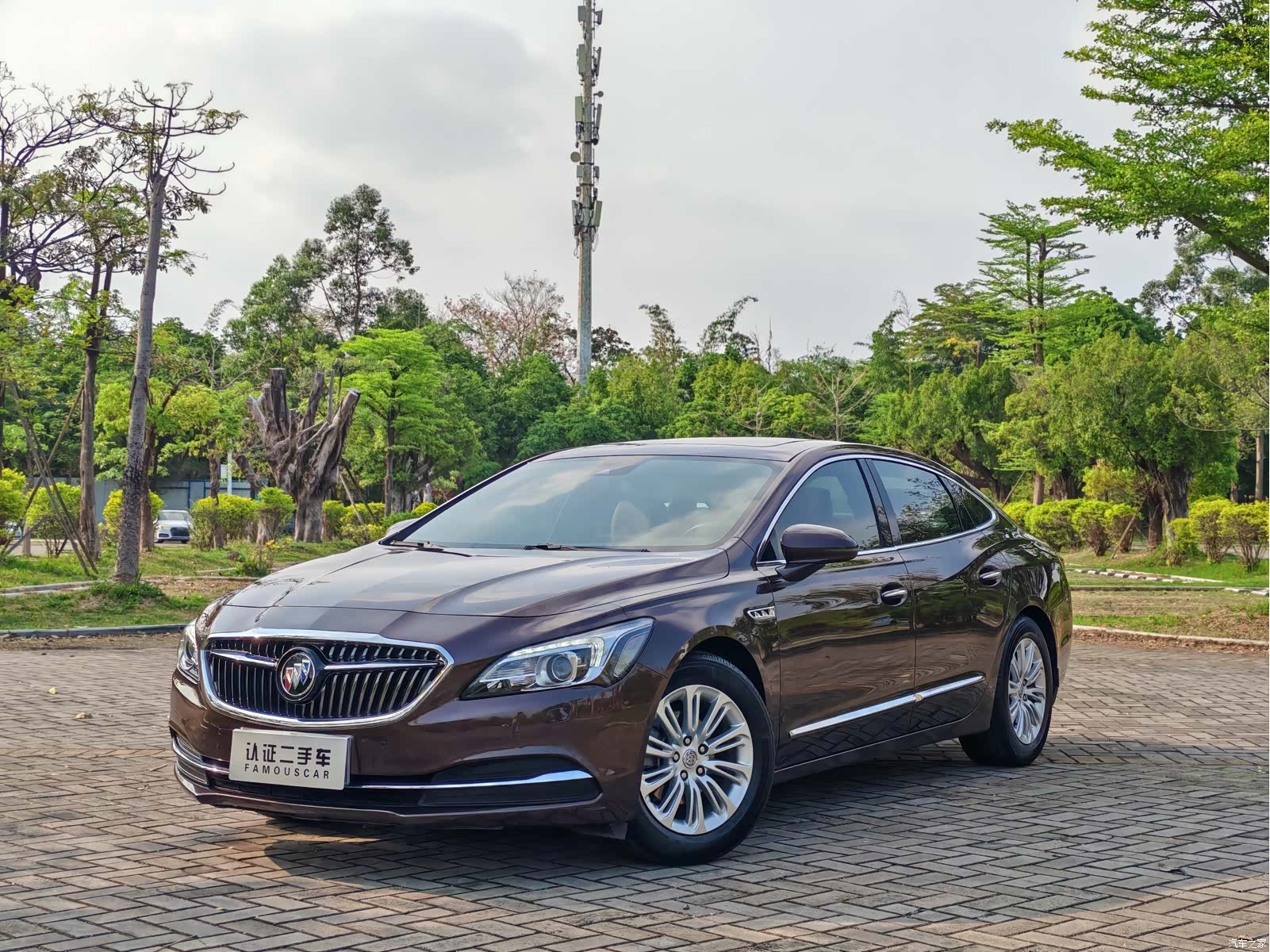 Buick LaCrosse, 2017 1