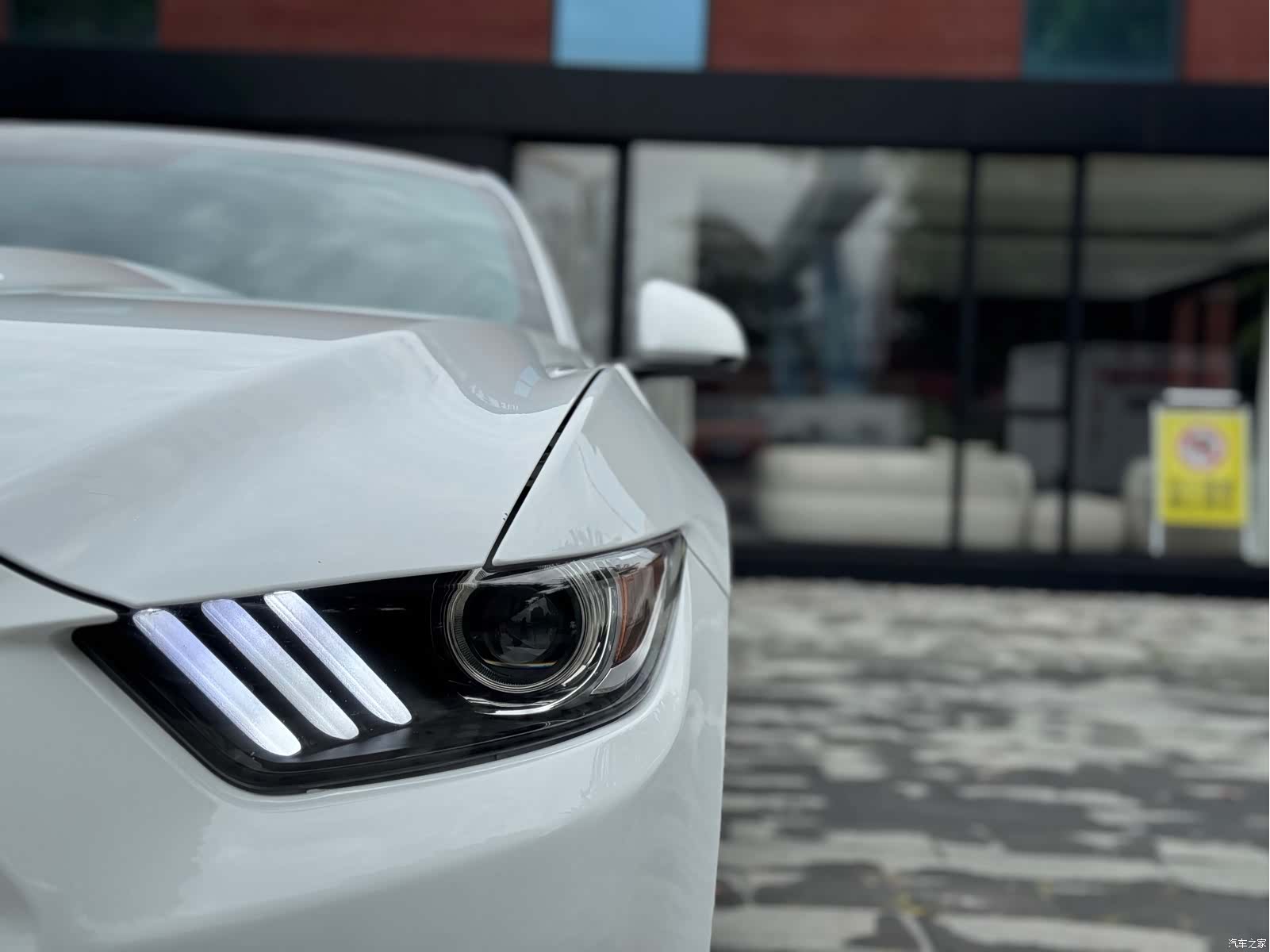 Ford Mustang, 2016 4