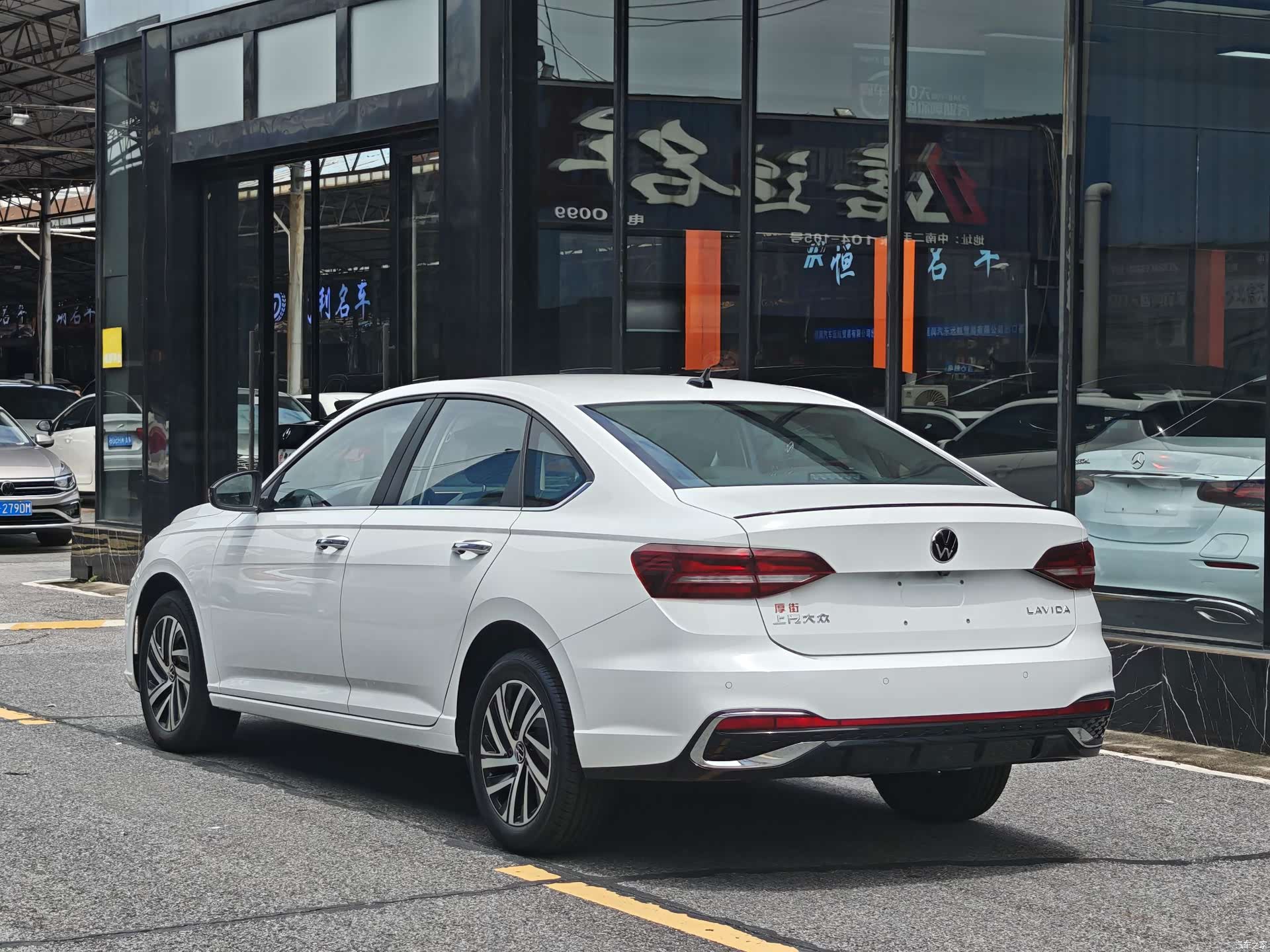 Volkswagen Lavida, 2026 6