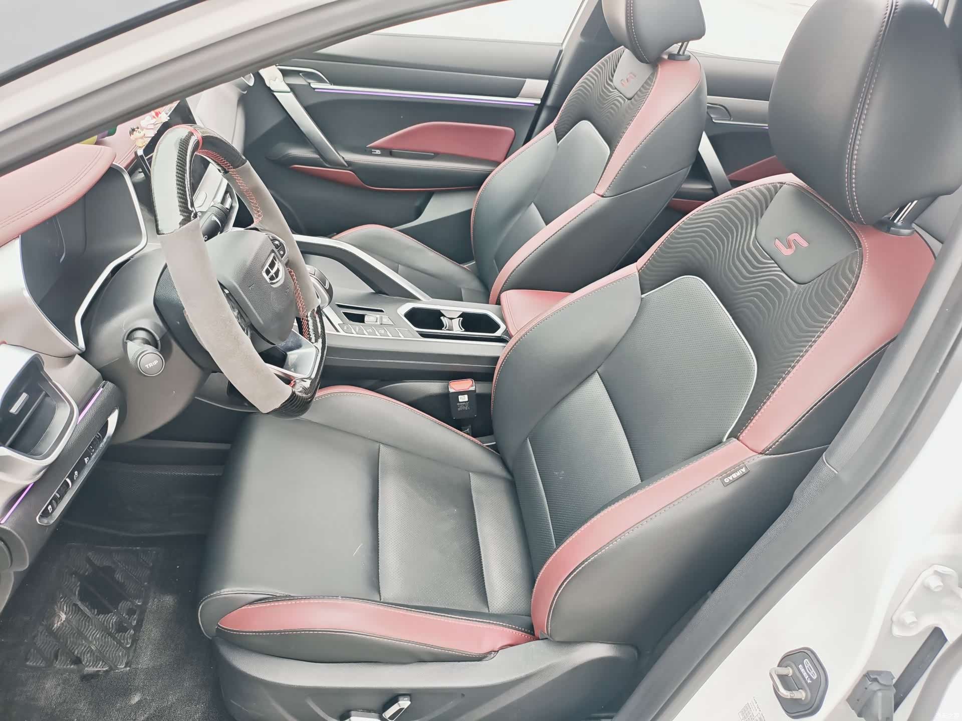 Geely Coolray, 2020 9