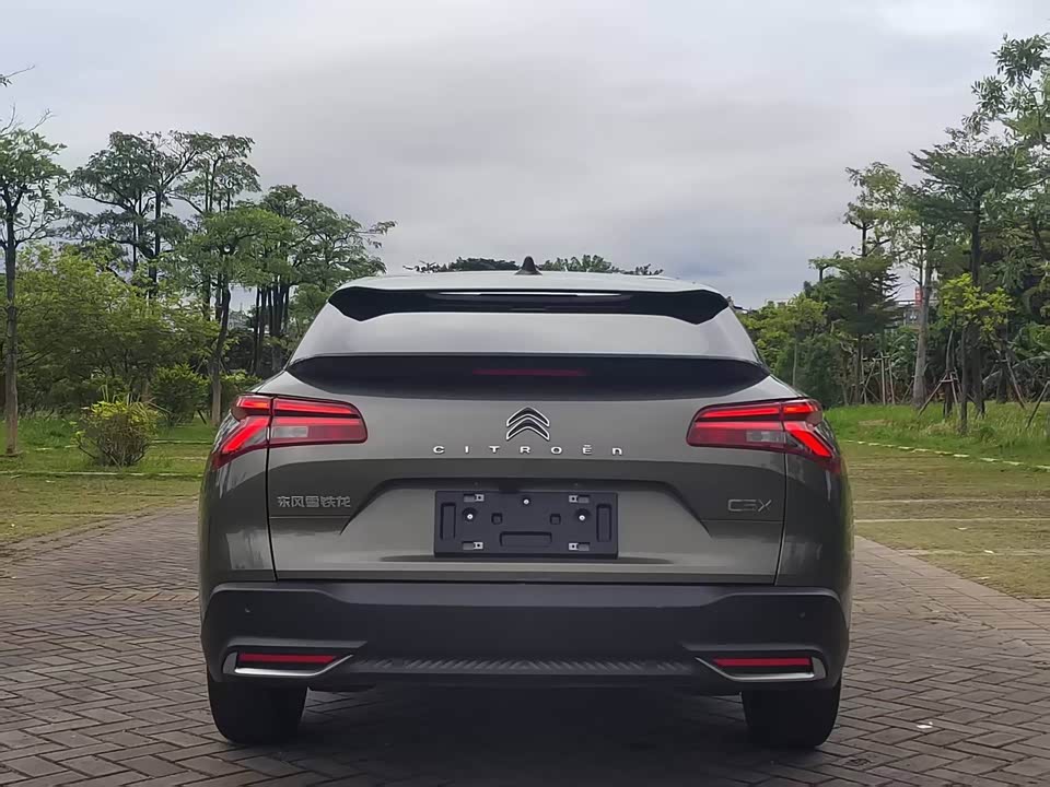 Citroen Versailles C5 X