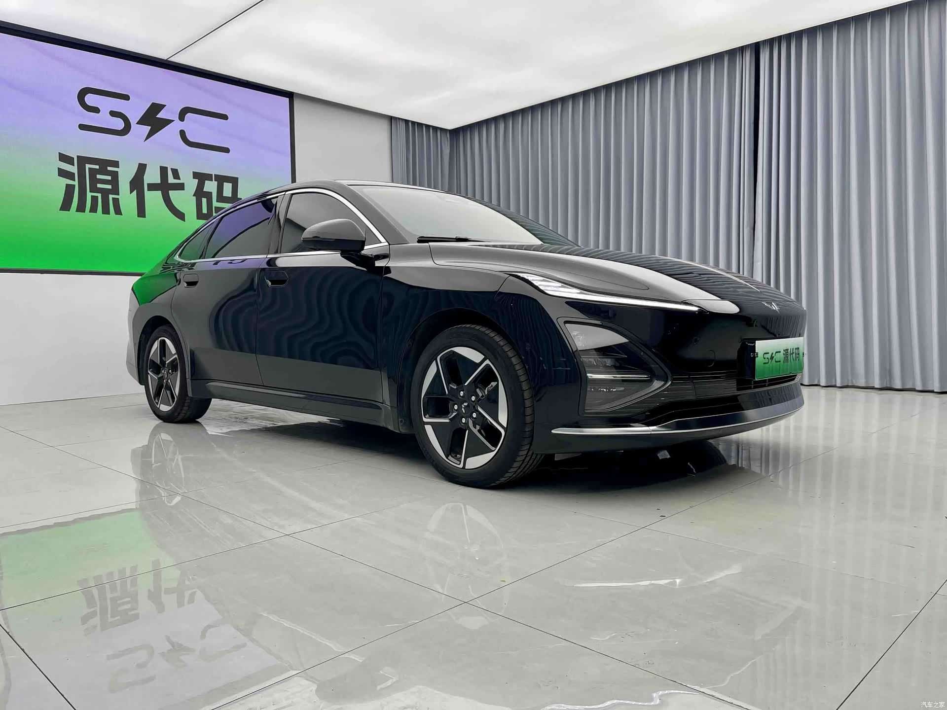 Wuling Starlight, 2025 все фото