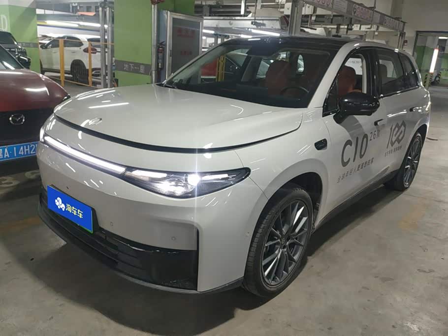 Leapmotor C10