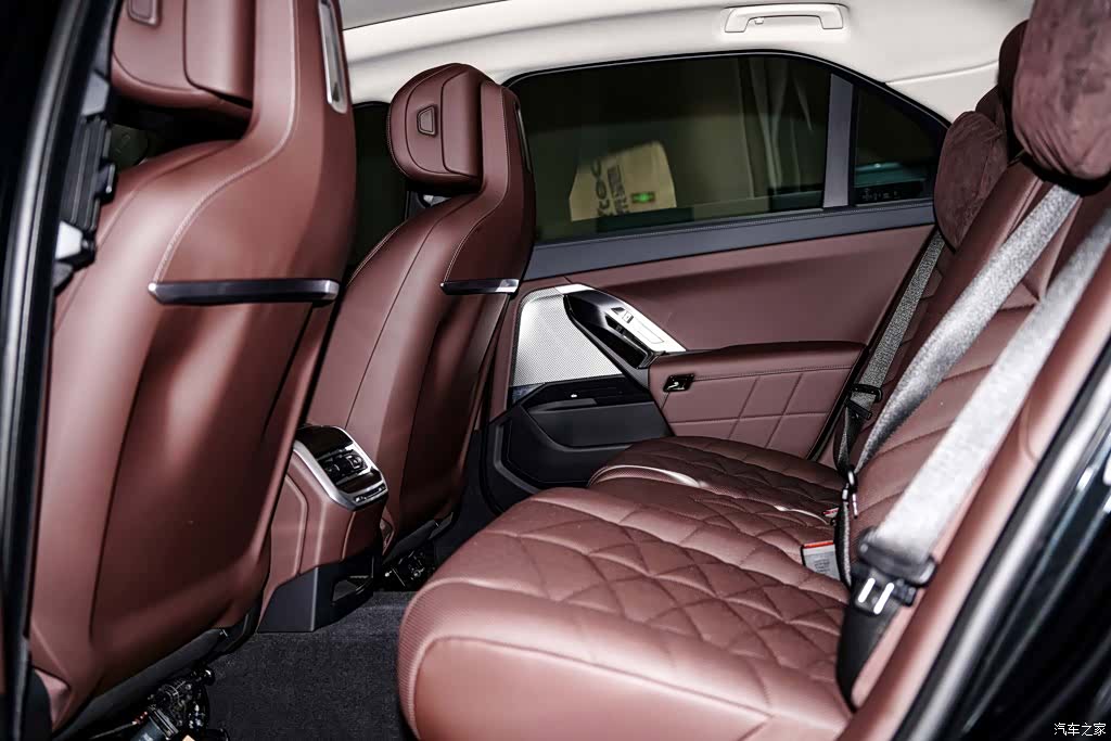BMW 7 Series, 2025 20