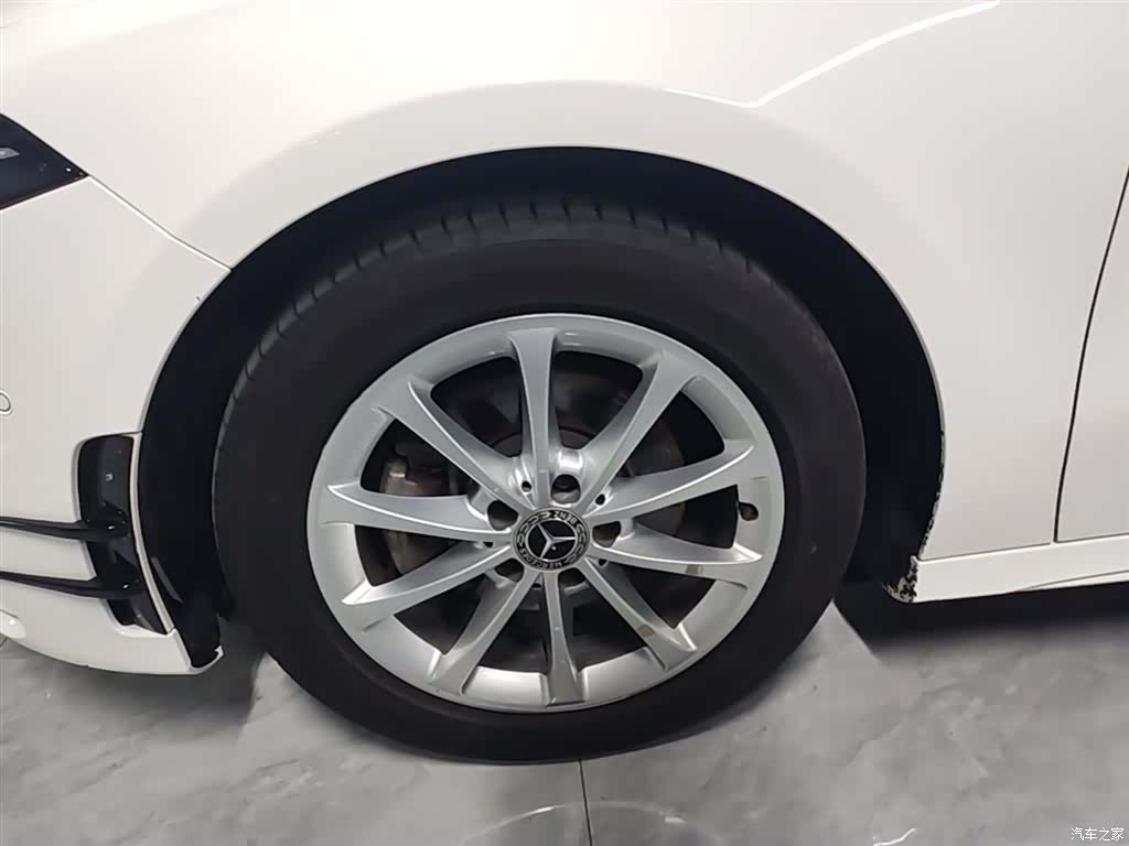 Mercedes-Benz A-Class, 2021 23