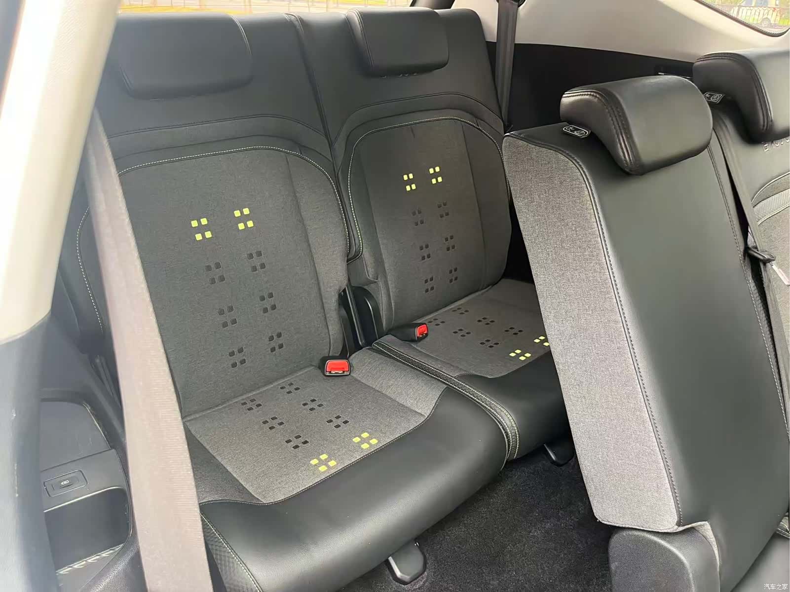 Wuling RM-5, 2020 9