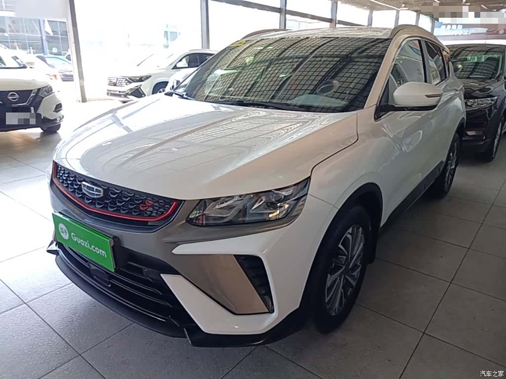 Geely Coolray, 2022 2