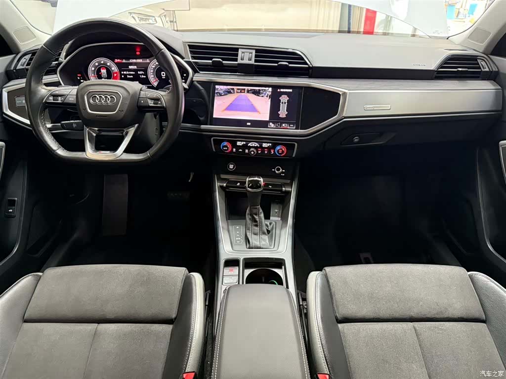 Audi Q3, 2023 20