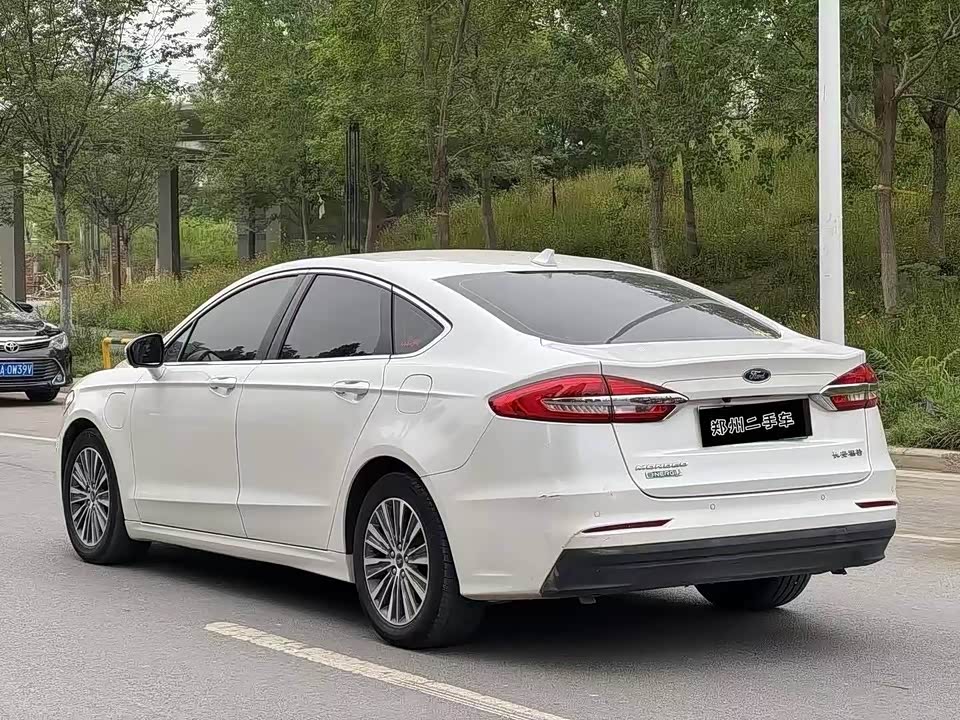 Ford Mondeo Ford Mondeo