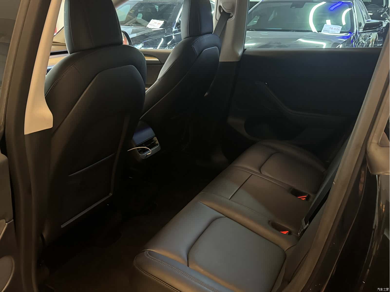Tesla Model Y, 2021 9