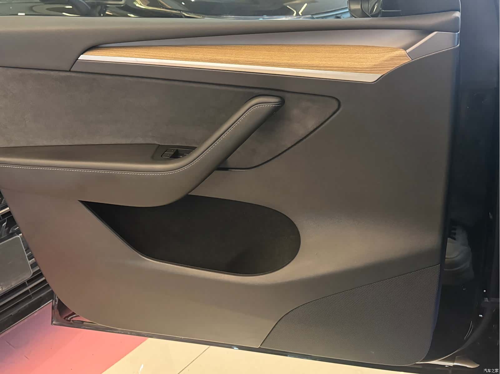 Tesla Model Y, 2021 8