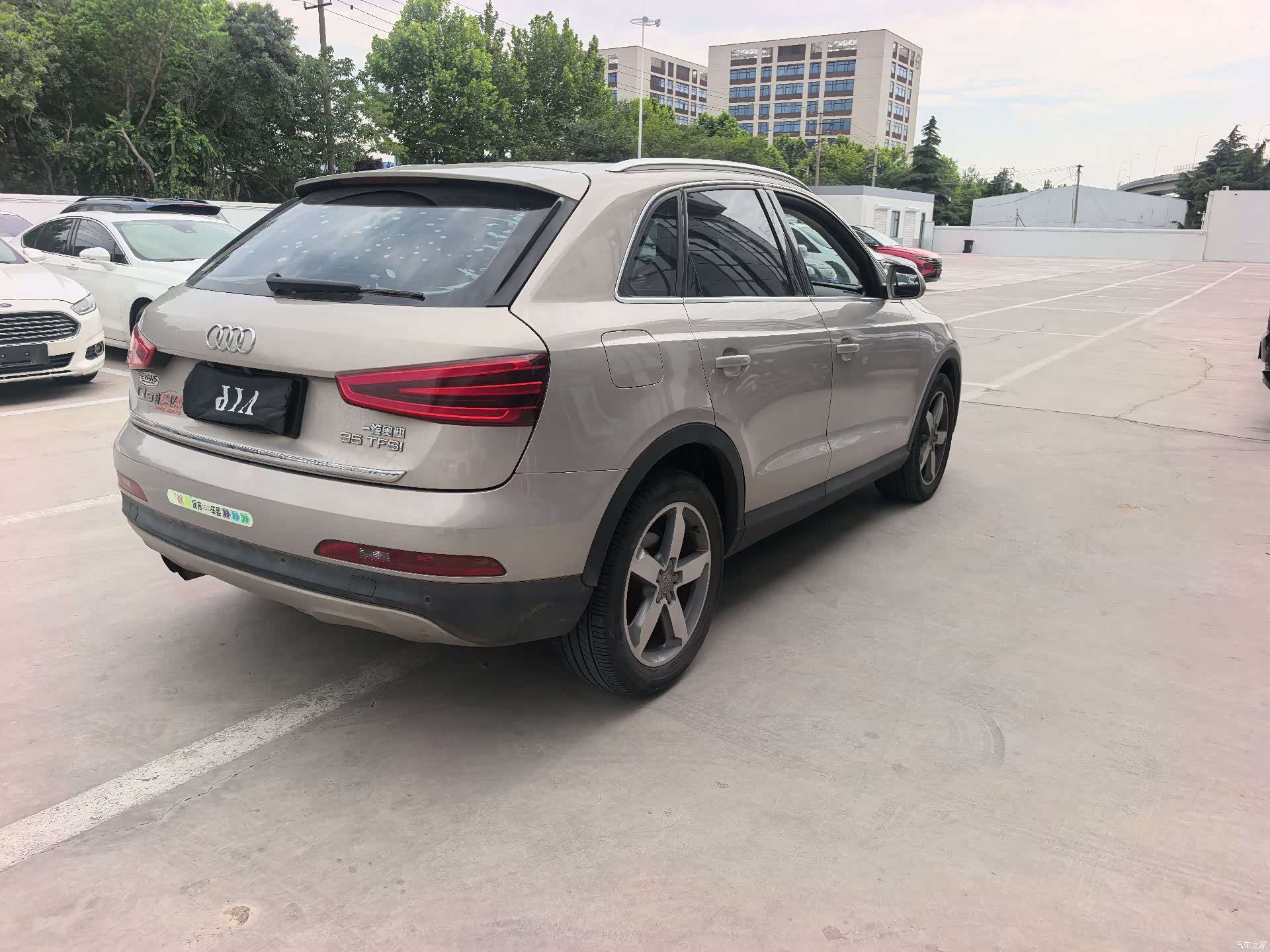 Audi Q3, 2014 6
