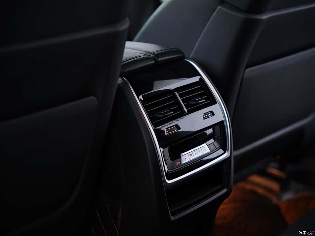 BMW X6, 2022 42