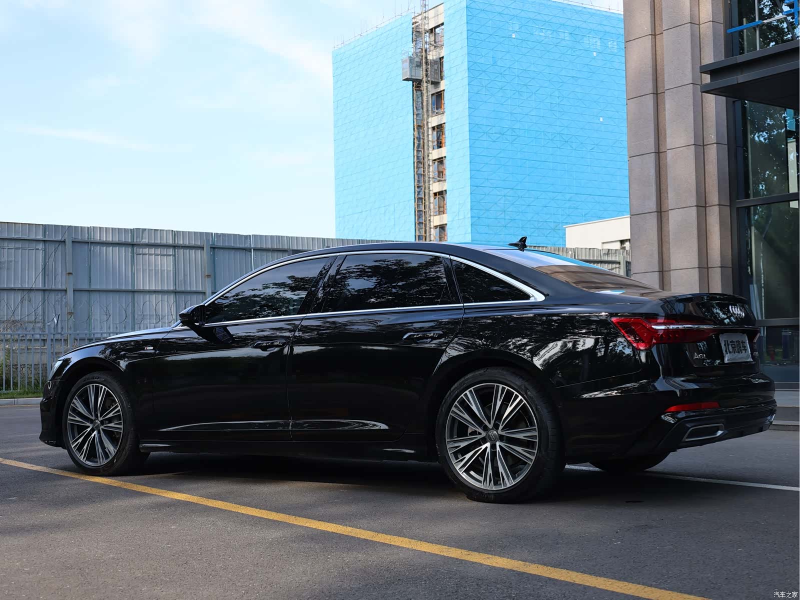 Audi A6L, 2021 9