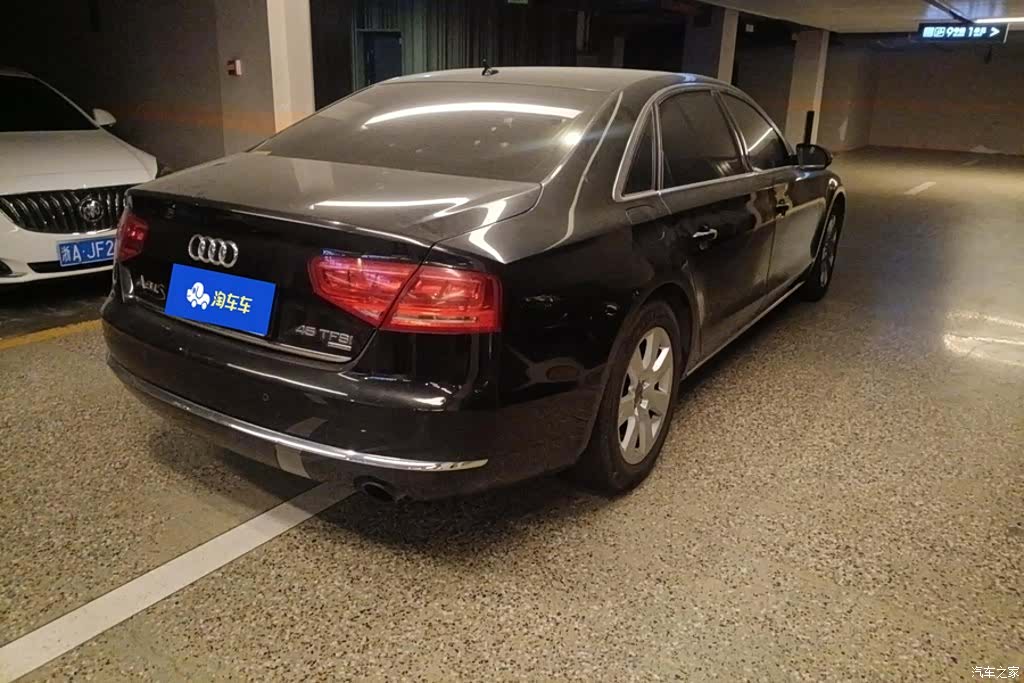Audi A8L, 2012 3