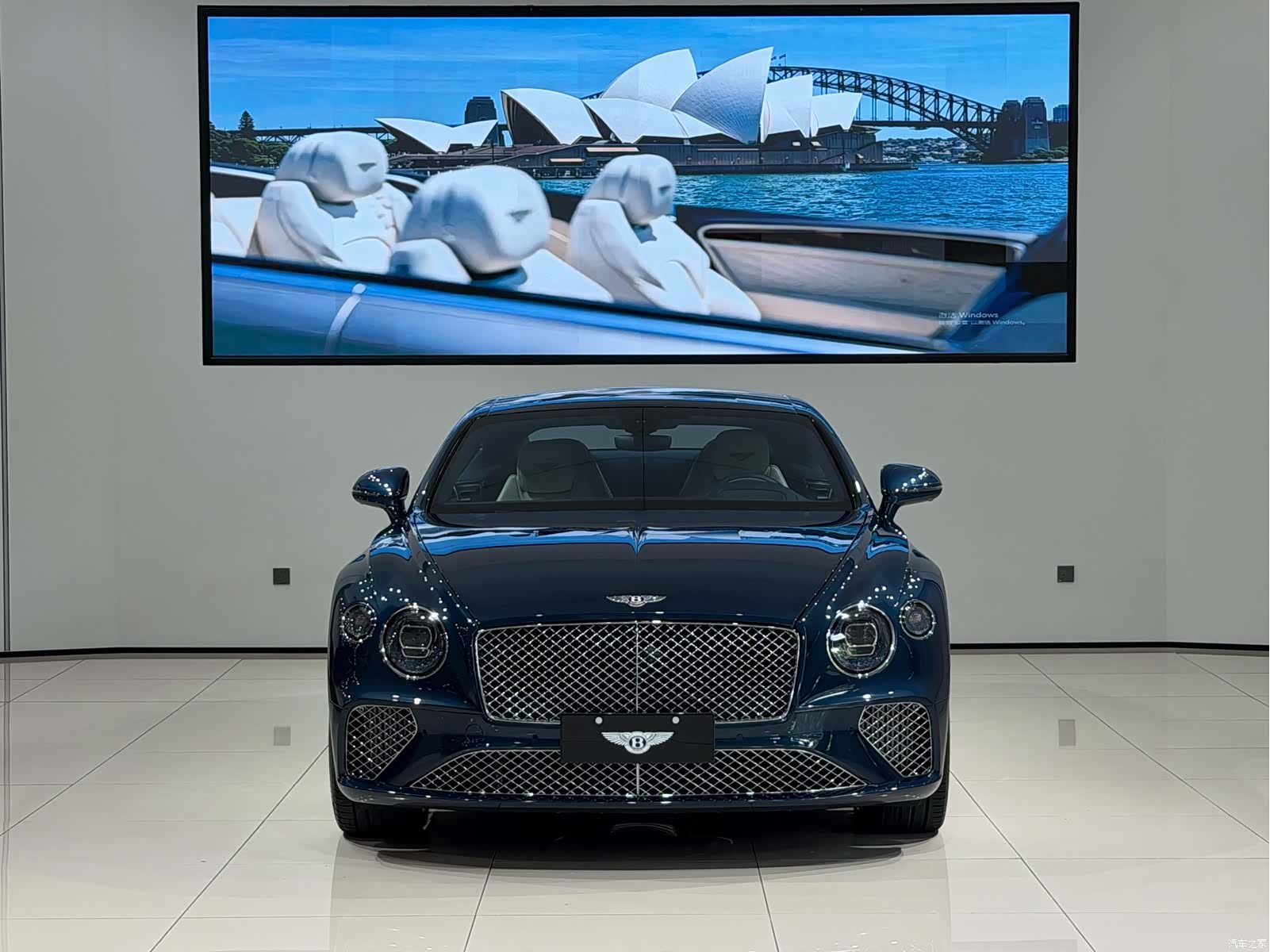 Bentley Continental GT, 2023 2