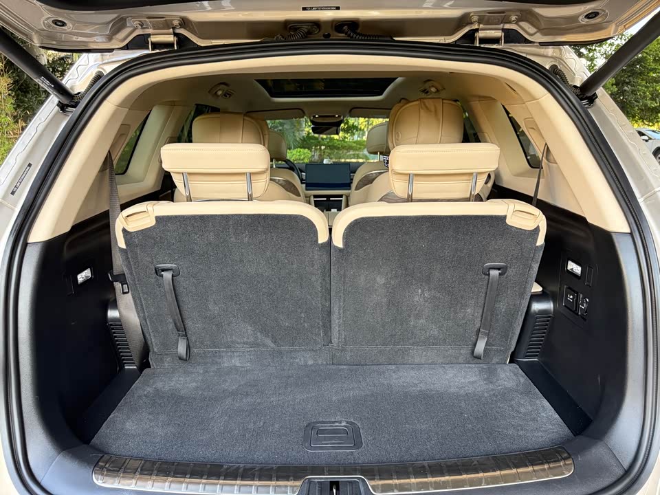 AITO Ask the world M7