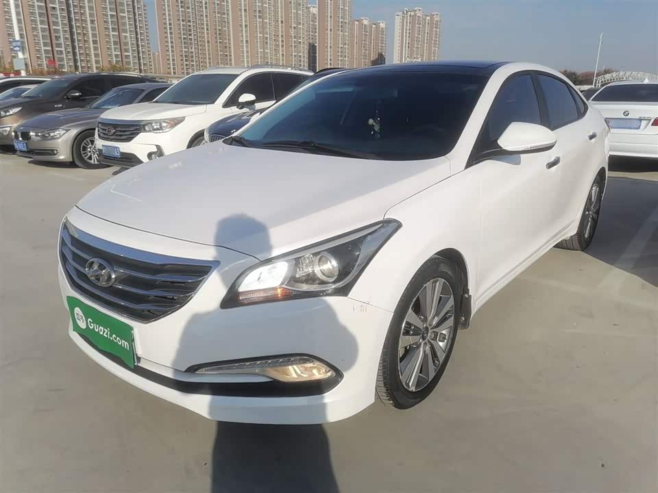 Hyundai Name picture