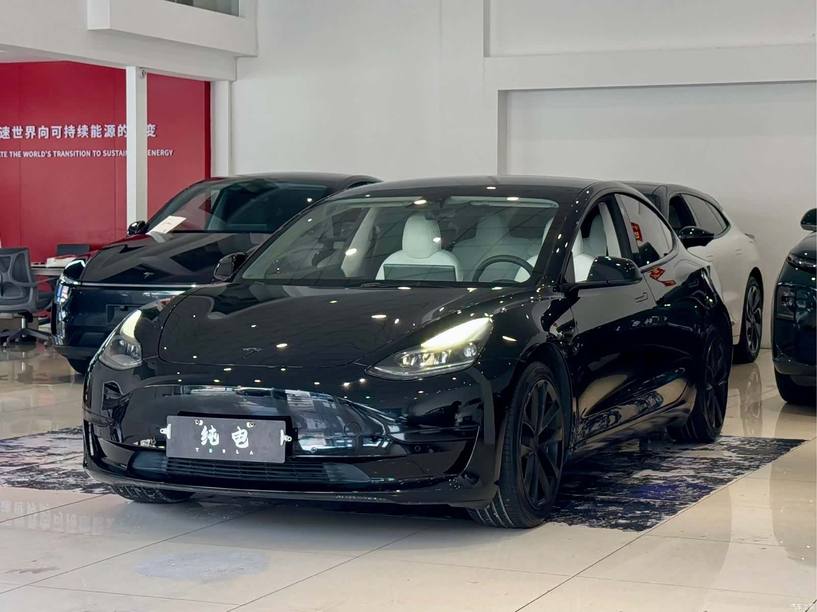 Tesla Model 3, 2021 1