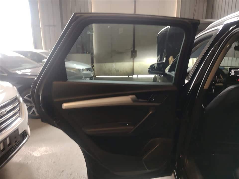 Audi Q5L Audi Q5L