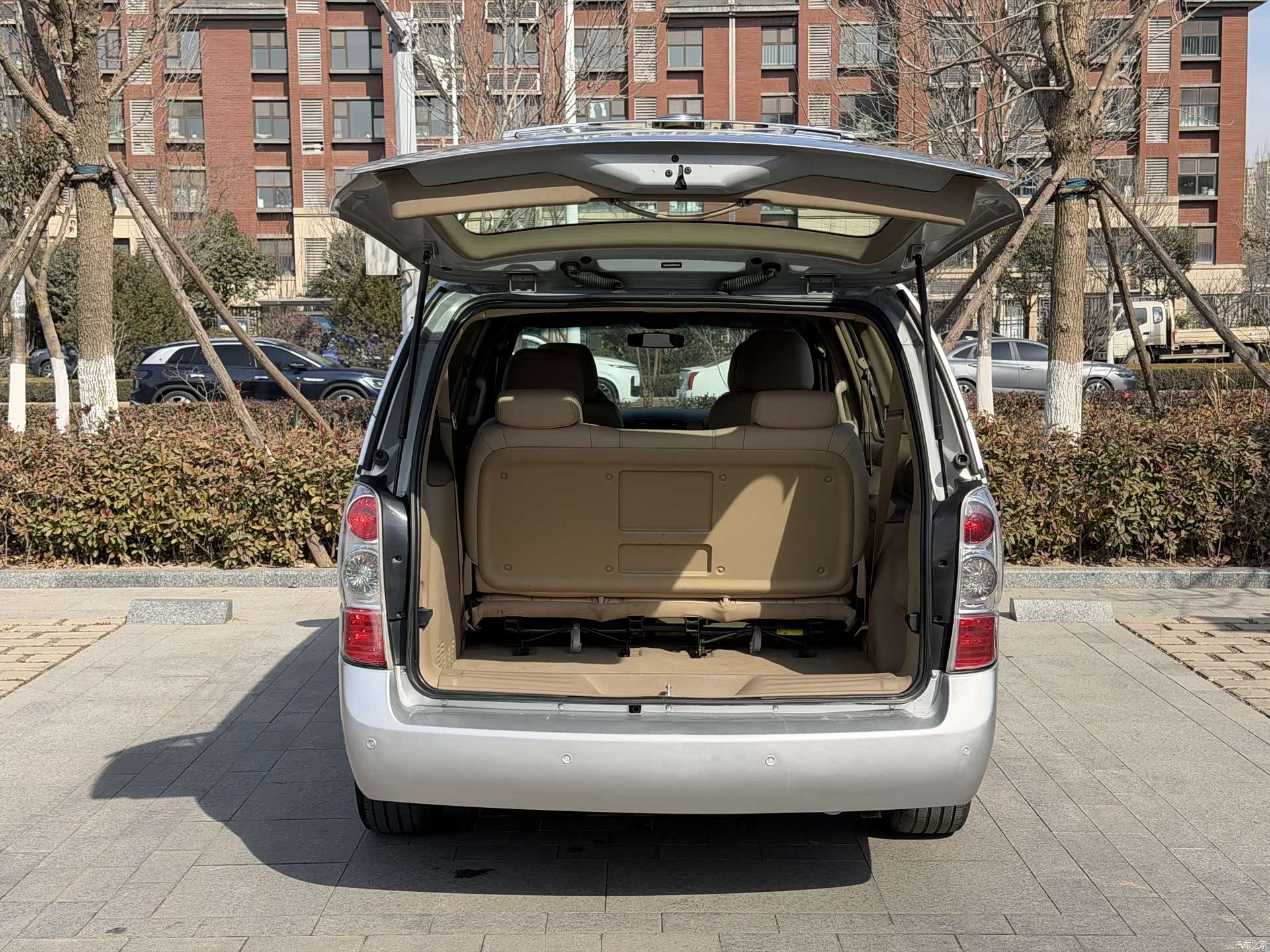 Buick GL8, 2016 18