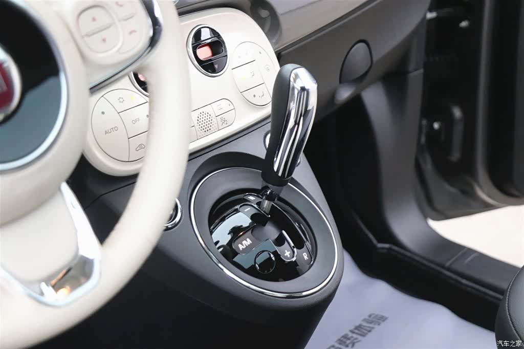Fiat 500, 2024 13