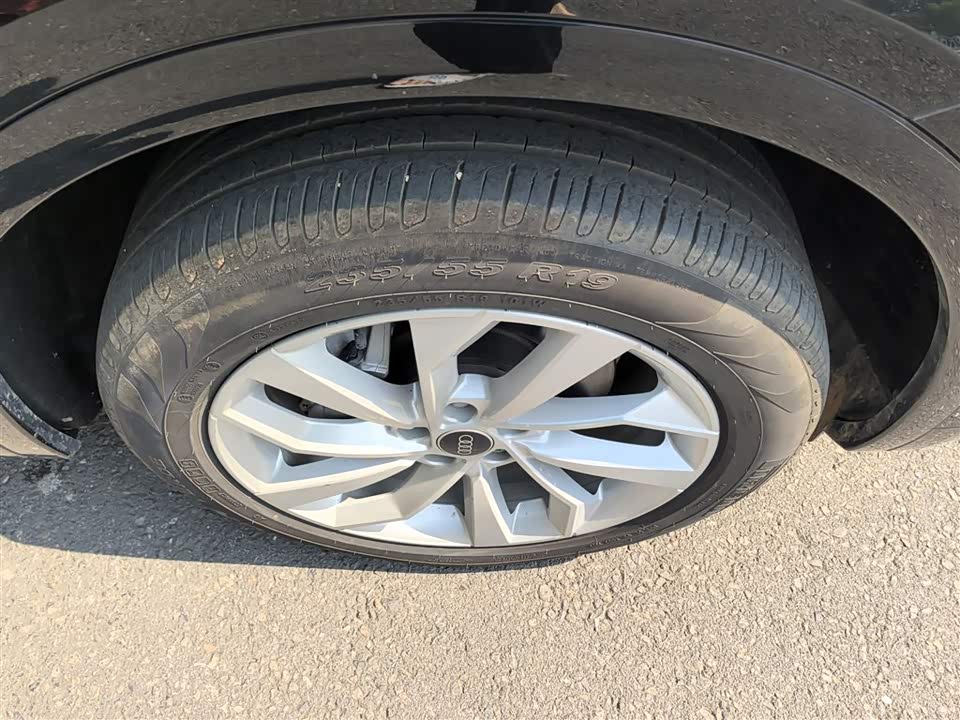 Audi Q5L Audi Q5L