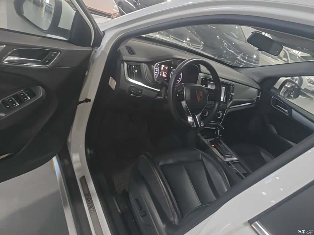 Roewe RX5, 2017 16
