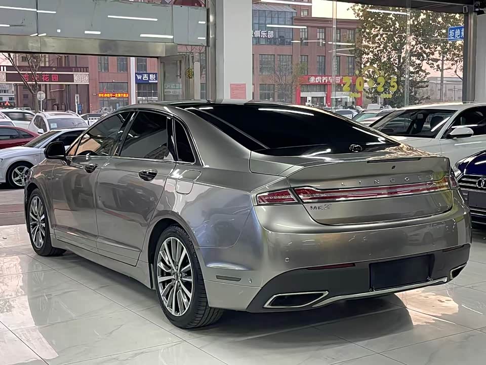 Lincoln MKZ