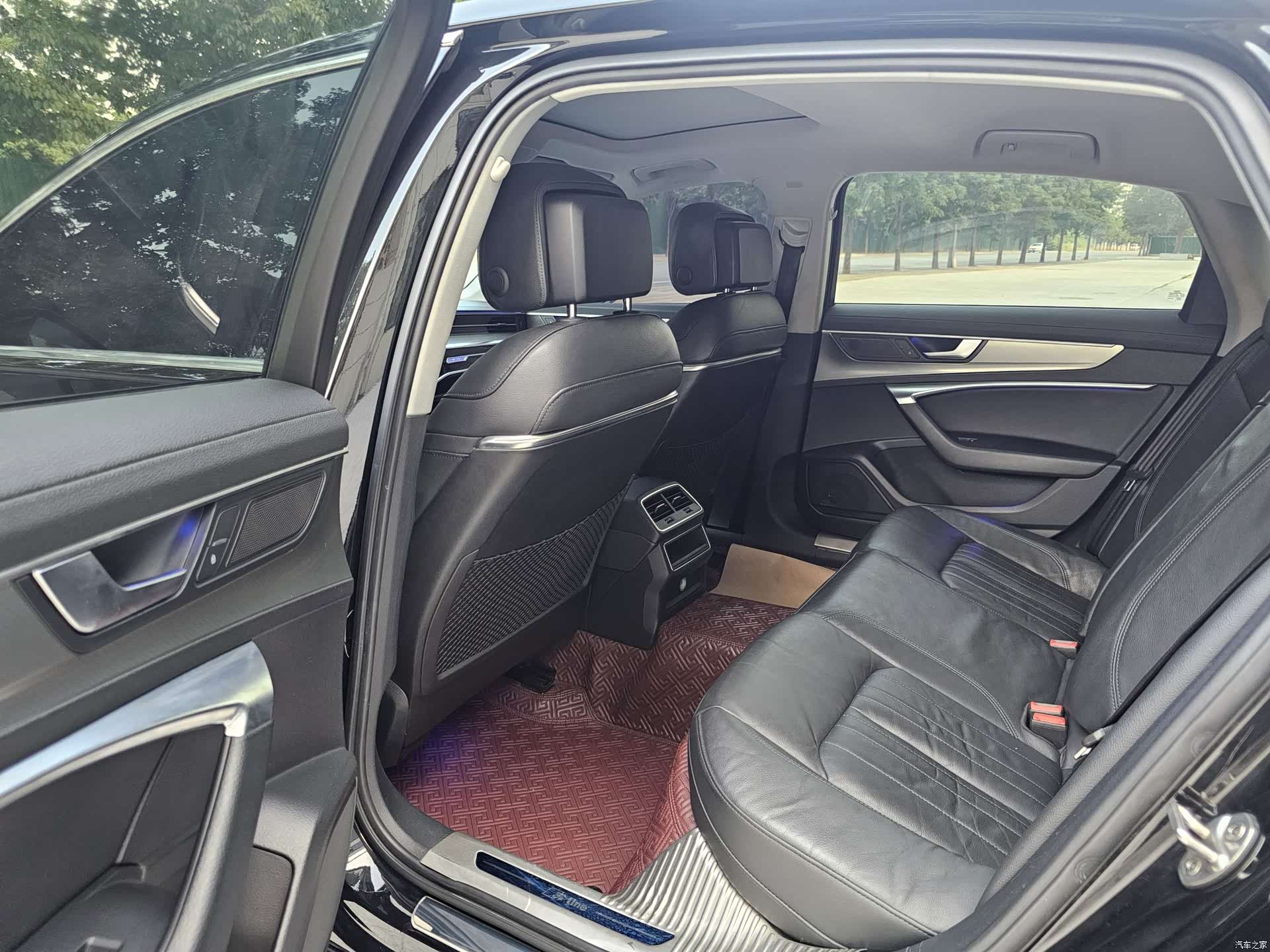 Audi A6L, 2020 9