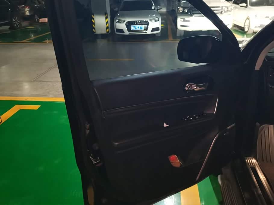 Jeep Grand Commander