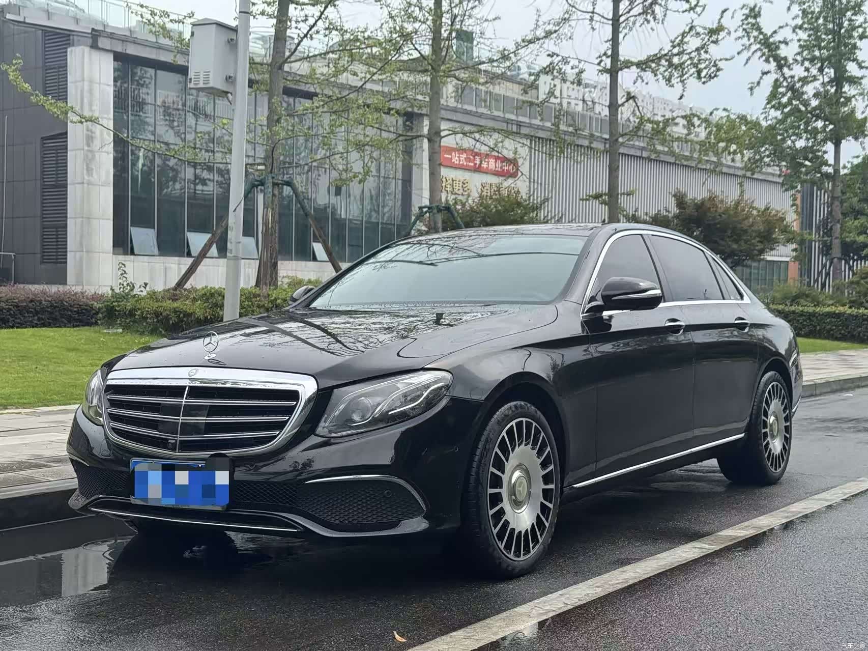Mercedes-Benz E-Class, 2016 1