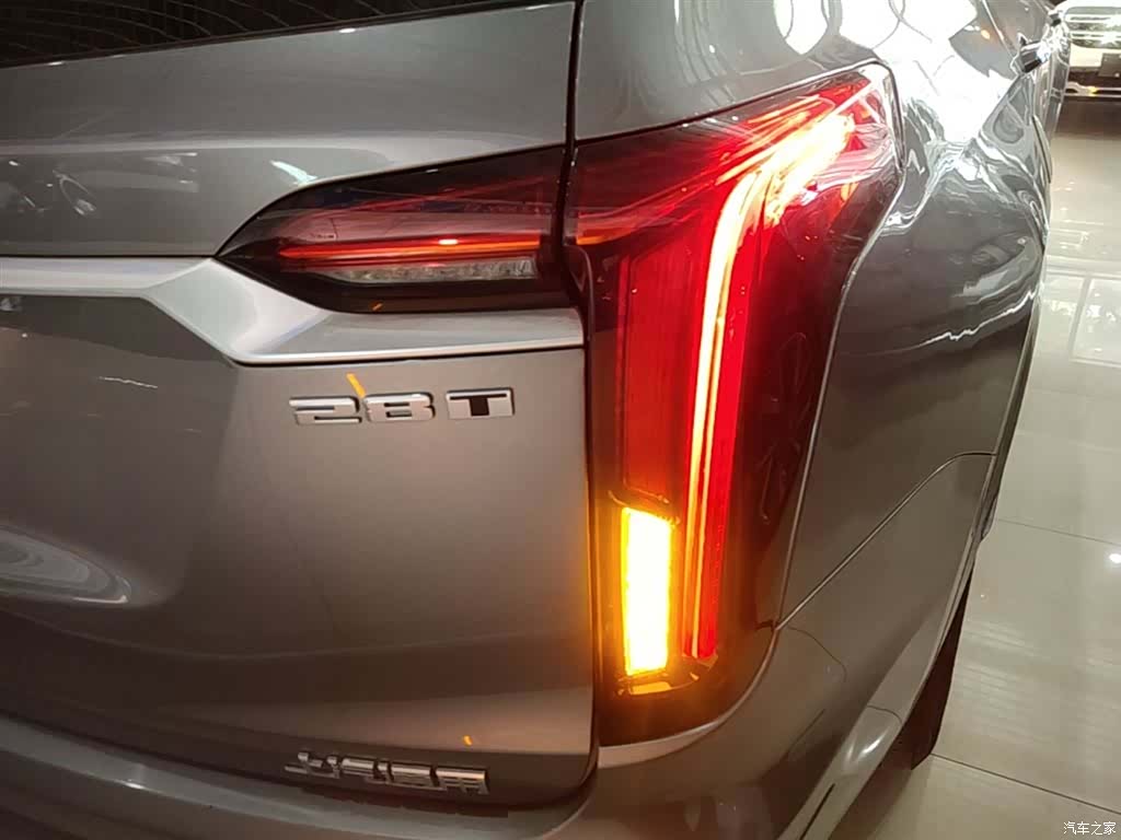 Cadillac XT6, 2020 8