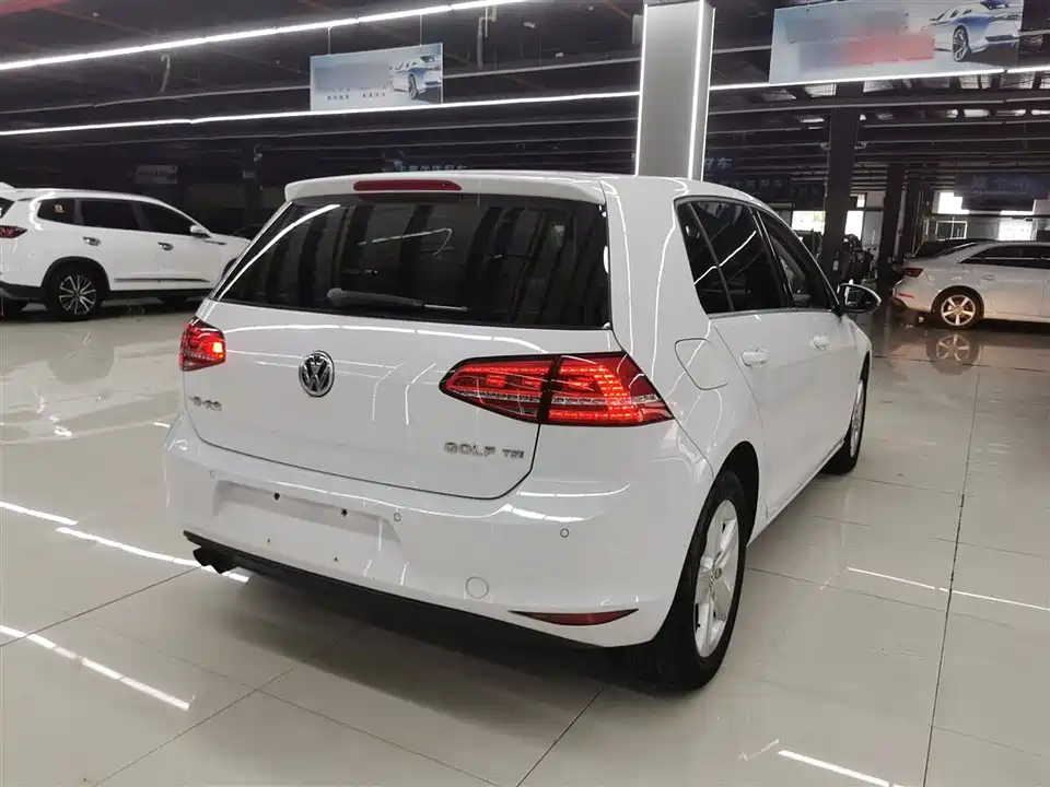 Volkswagen golf