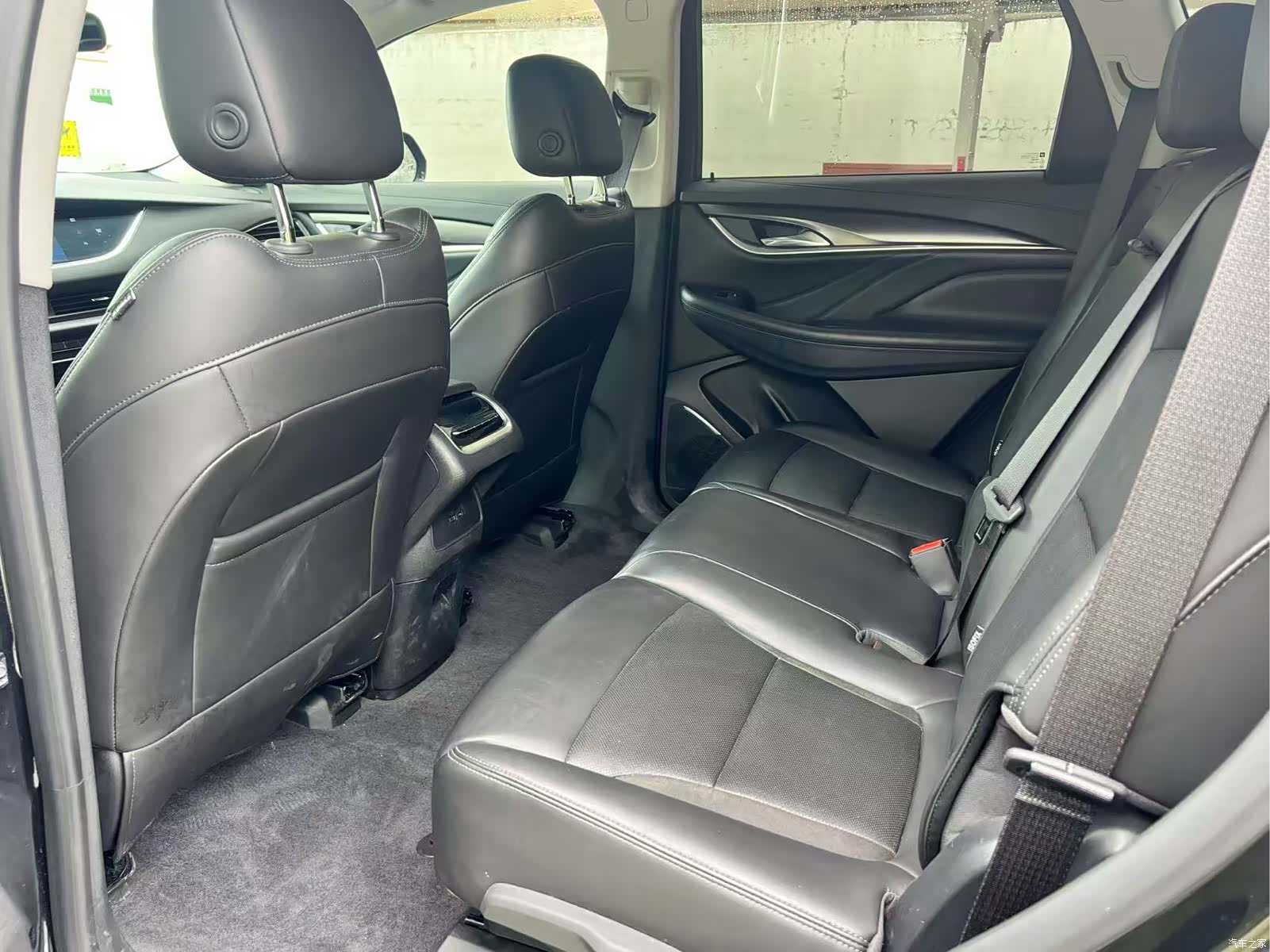 Buick Enclave, 2021 все фото