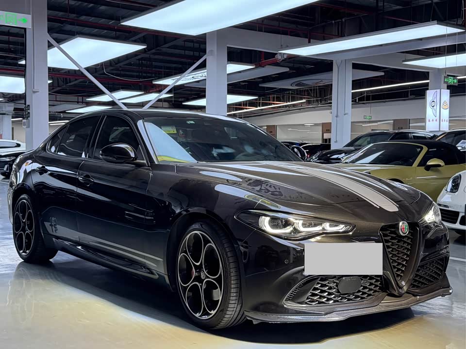 Alfa Romeo Giulia