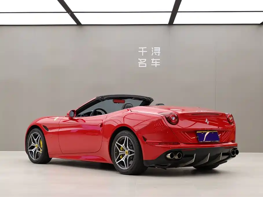 Ferrari California T